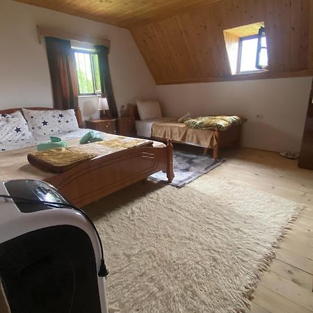 Guesthouse Freskia Тет Екстериор снимка